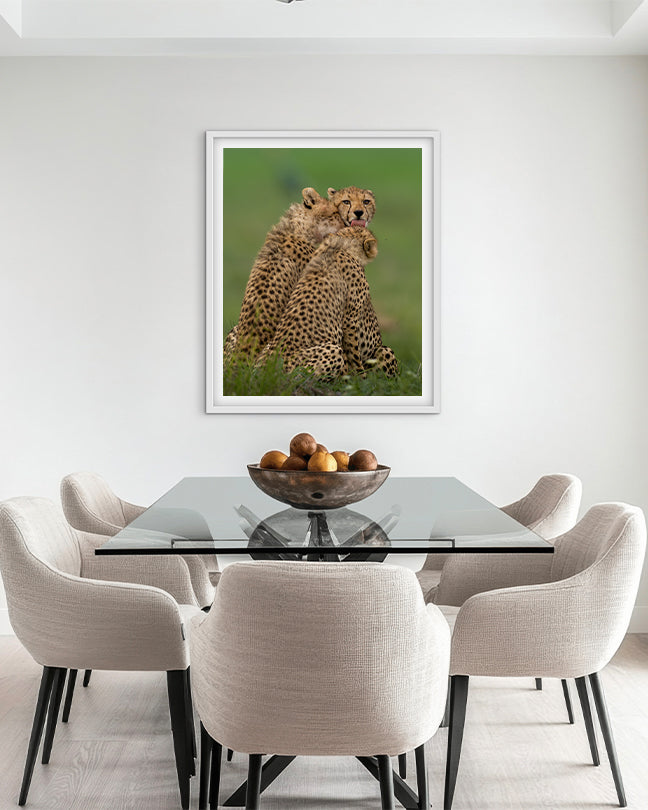 Nest – Cheetah Family Canvas for Warm, Storytelling Spaces